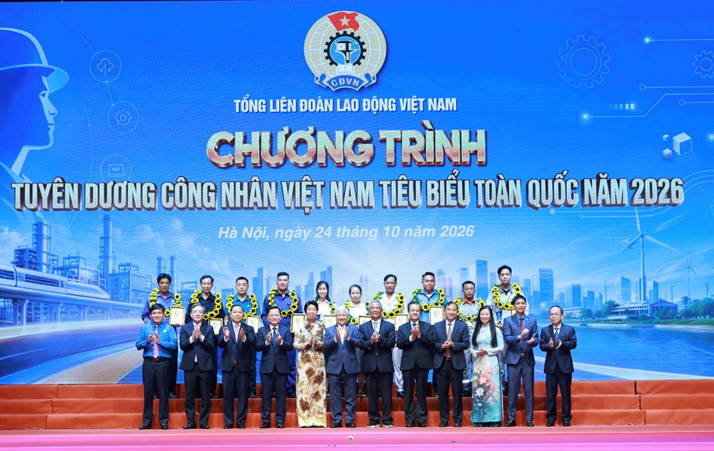 Lần đầu tiên tuyên dương 10 công nhân Việt Nam tiêu biểu - ảnh 6
