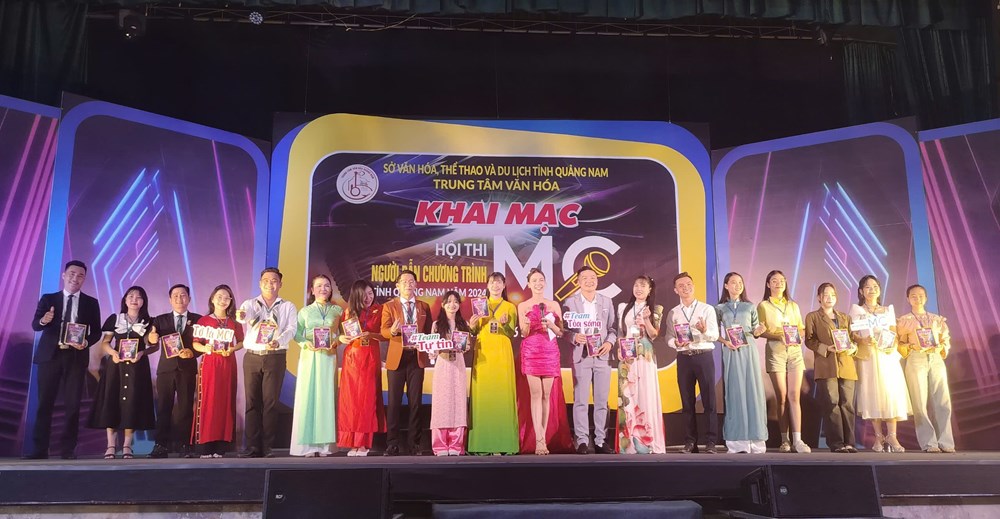 Hội thi Người dẫn chương trình tỉnh Quảng Nam - ảnh 1
