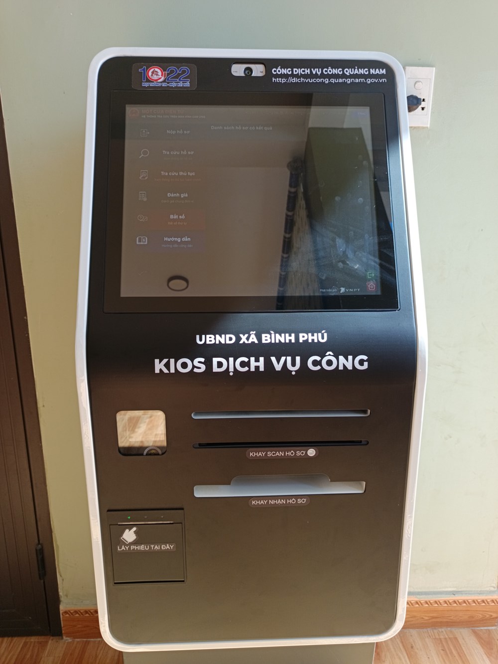 Hiệu quả từ việc vận hành ki-ốt dịch vụ công - ảnh 2