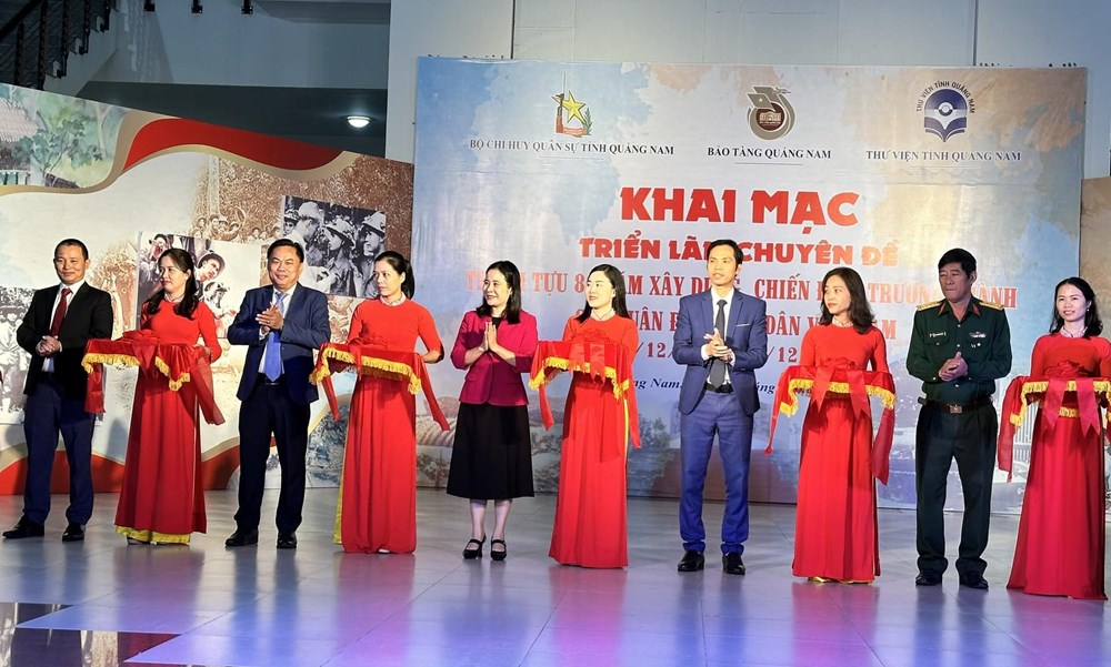 Triển lãm thành tựu 80 năm xây dựng, chiến đấu và trưởng thành của QĐND Việt Nam - ảnh 1
