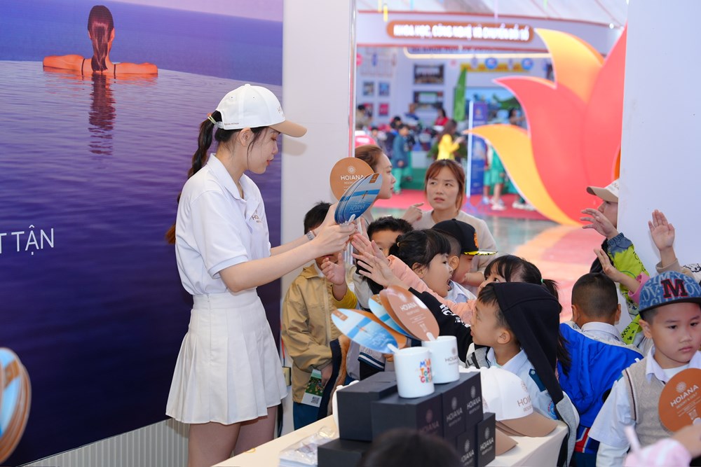 Khai mạc Triển lãm, trưng bày các thành tựu kinh tế - xã hội, quốc phòng, an ninh - ảnh 3