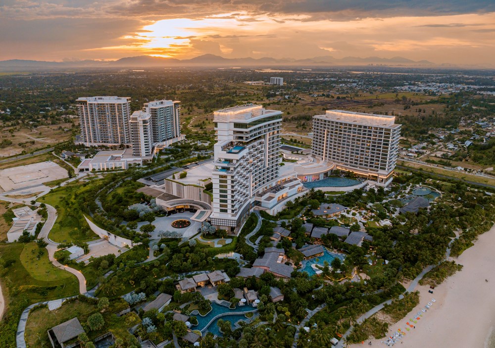 Chương trình ưu đãi đặc biệt kích cầu du lịch tại Hoiana Resort & Golf - ảnh 1
