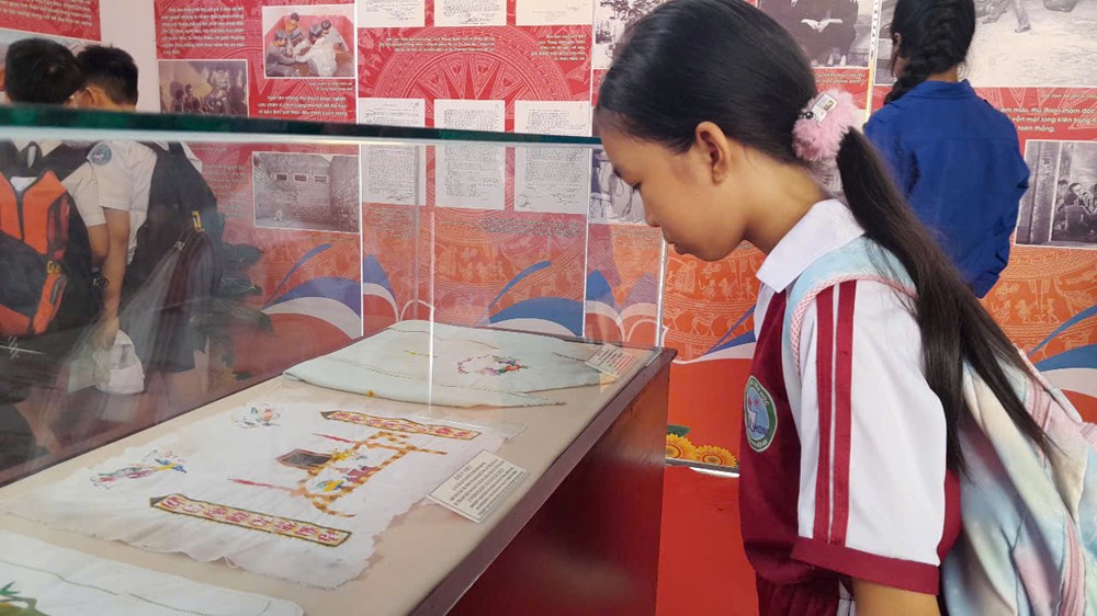 Triển lãm về di tích quốc gia Nhà lao thiếu nhi Đà Lạt - ảnh 5