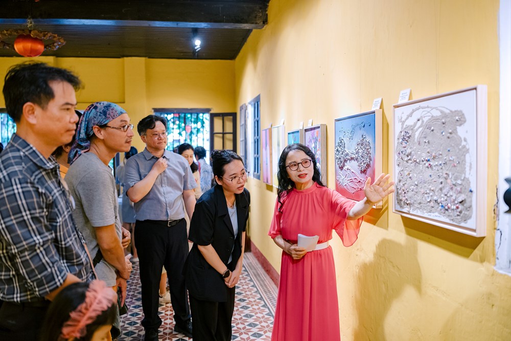 Đến Hội An, thưởng lãm tranh nghệ thuật của các nữ nghệ sĩ Hàn Quốc - ảnh 8