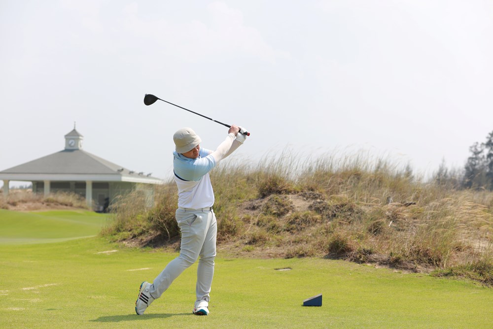 100 gôn thủ tham gia giải golf gây quỹ hỗ trợ nữ sinh dân tộc - ảnh 2