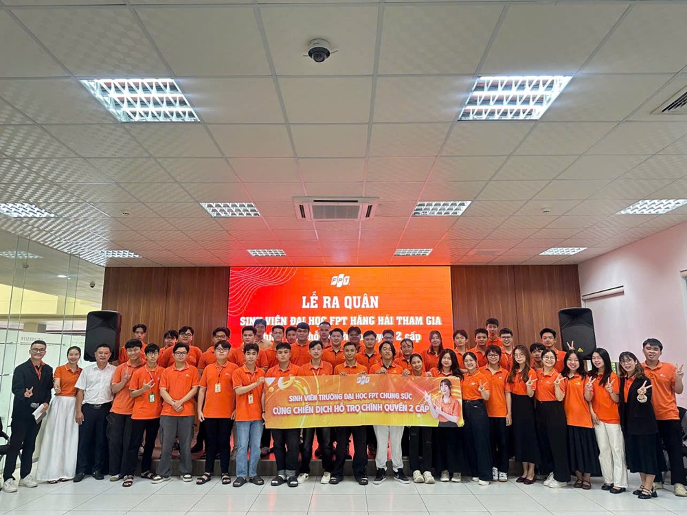 105 sinh viên về xã, phường hỗ trợ chính quyền 2 cấp - ảnh 2