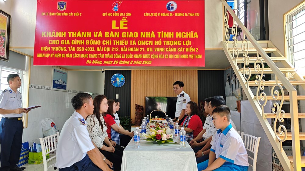 Khánh thành 2 nhà tình nghĩa cho quân nhân Vùng Cảnh sát biển 2 nhân dịp Quốc khánh 2.9 - ảnh 1