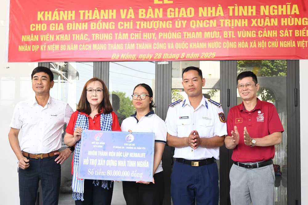 Khánh thành 2 nhà tình nghĩa cho quân nhân Vùng Cảnh sát biển 2 nhân dịp Quốc khánh 2.9 - ảnh 7