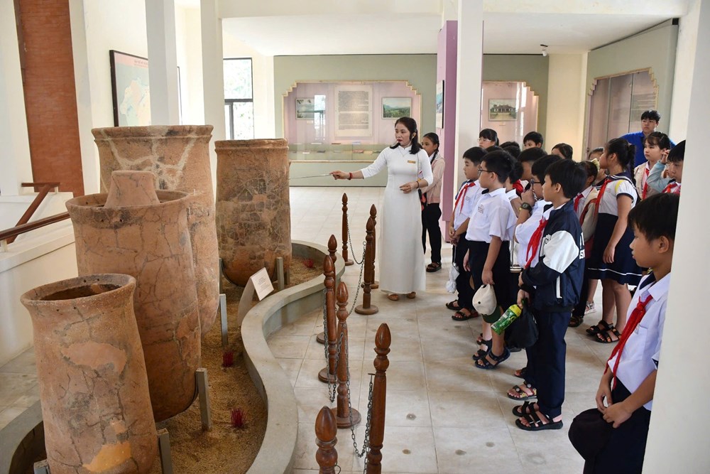 Thi đua yêu nước gắn với bảo tồn, phát huy giá trị di sản tại Mỹ Sơn - ảnh 3