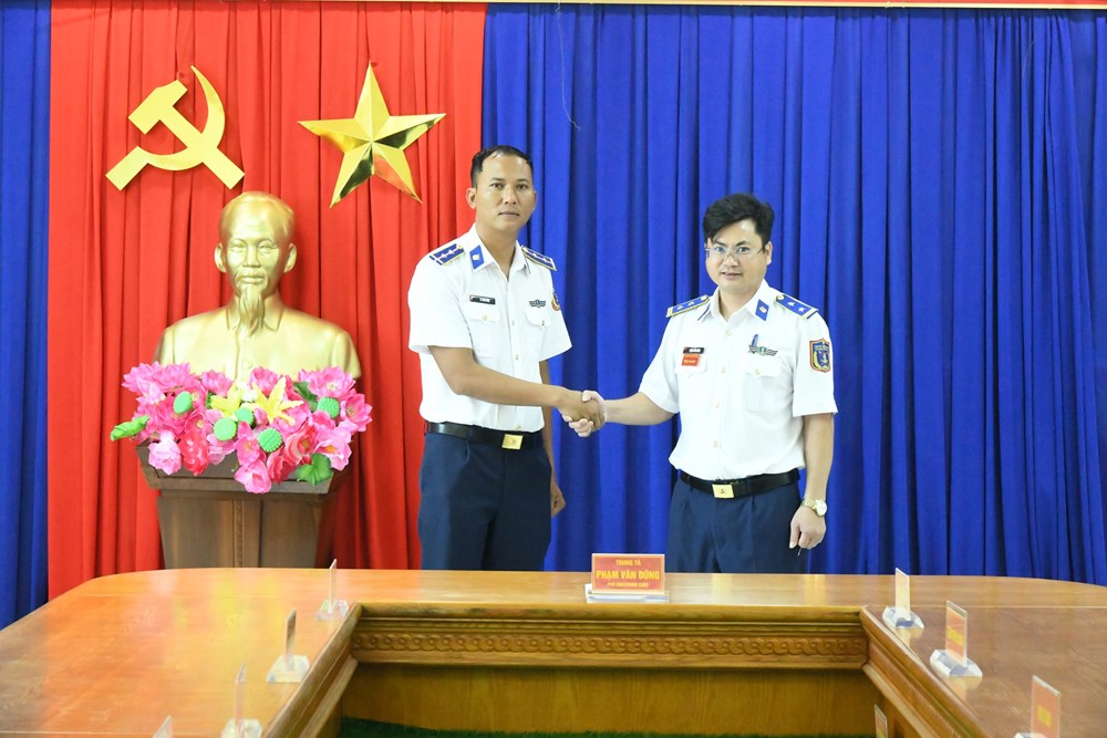 Lan tỏa nghĩa cử cao đẹp của những người lính Vùng Cảnh sát biển 2 - ảnh 2