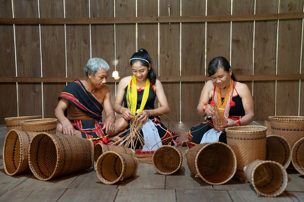 Đồng bào Ca Dong ở Cao Sơn làm du lịch cộng đồng - ảnh 3