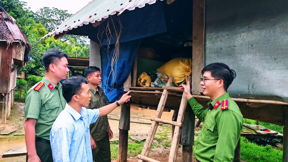 Các xã vùng cao Đà Nẵng gấp rút triển khai phòng chống bão số 10 - ảnh 2