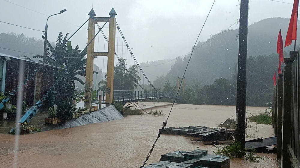 Lũ trên các sông Vu Gia- Thu Bồn đã đạt đỉnh, đang xuống chậm - ảnh 9
