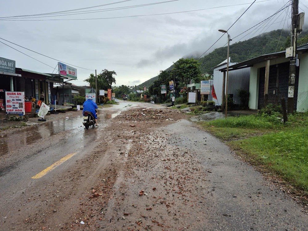 Lũ chồng lũ, vừa khắc phục mưa lũ lần 1, lại tiếp tục đối phó lần 2 - ảnh 11