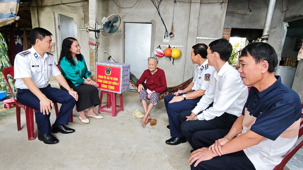 Vùng Cảnh sát biển 2 phát động cuộc thi tìm hiểu pháp luật về biển, đảo - ảnh 6