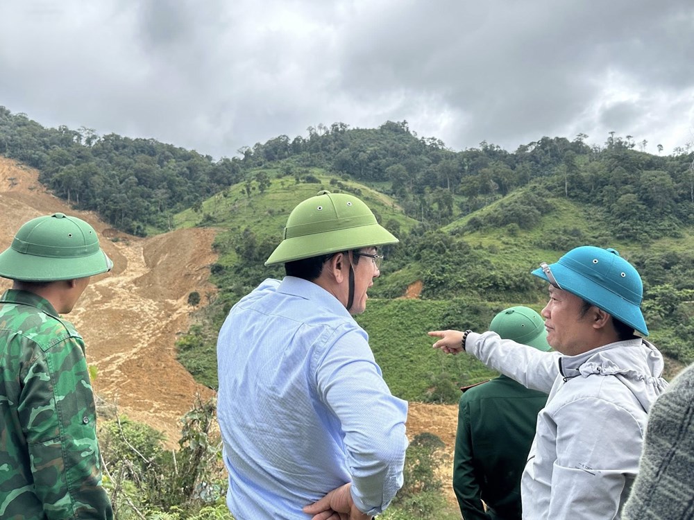 Sạt lở kinh hoàng tại xã Hùng Sơn: Chưa tìm được 3 người mất tích - ảnh 5