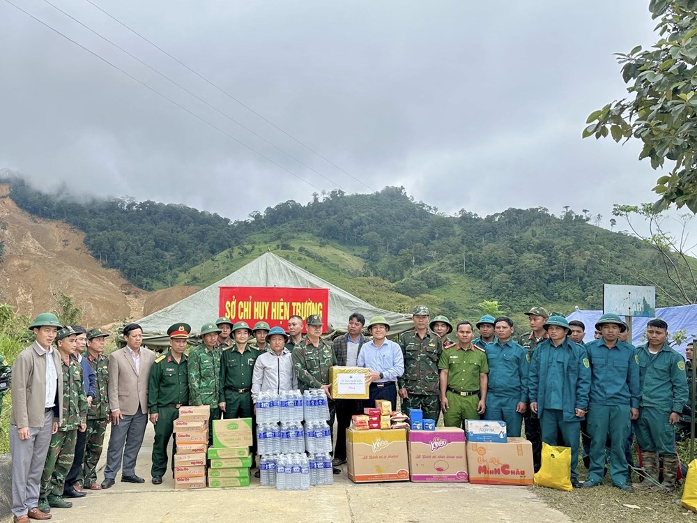 Sạt lở kinh hoàng tại xã Hùng Sơn: Chưa tìm được 3 người mất tích - ảnh 6