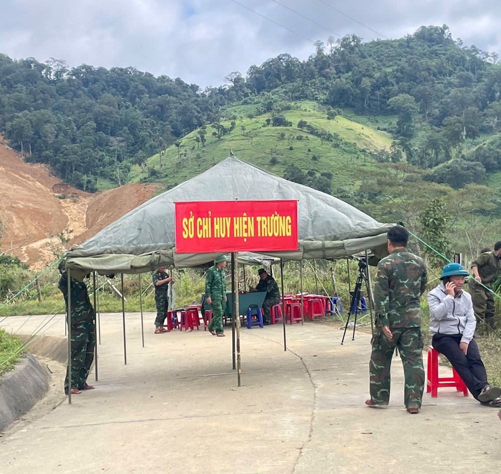 Sạt lở kinh hoàng tại xã Hùng Sơn: Chưa tìm được 3 người mất tích - ảnh 2