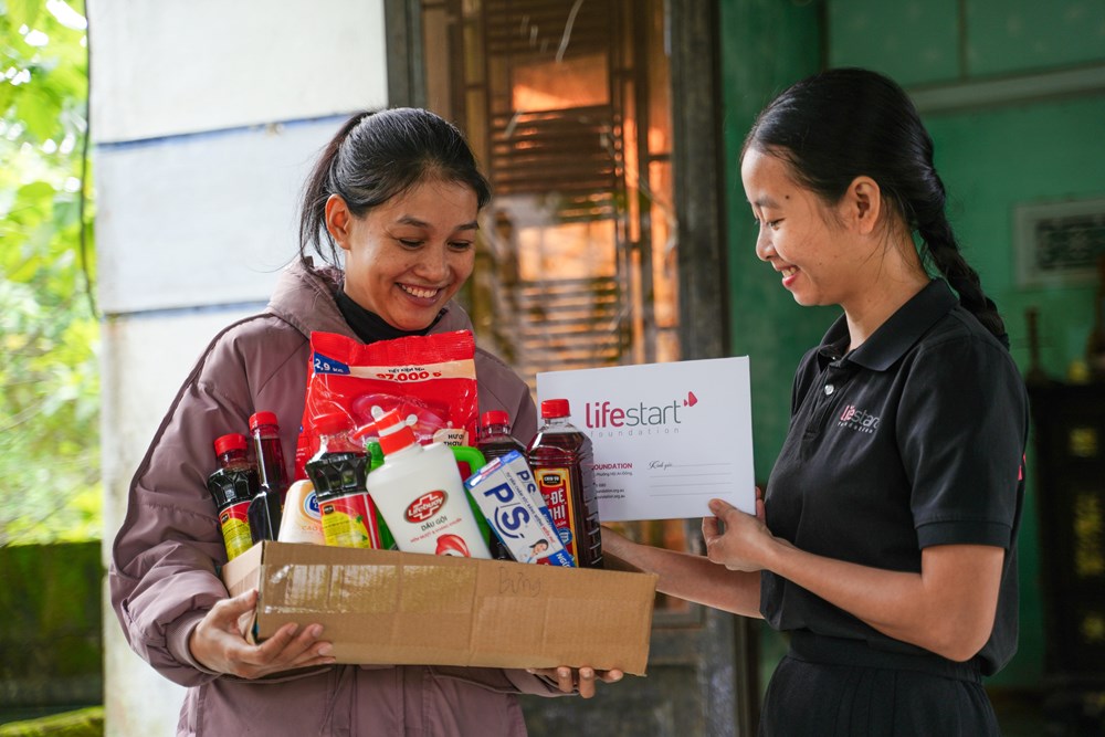 Chương trình học bổng Lifestart Foundation hỗ trợ học sinh sau lũ lụt - ảnh 4