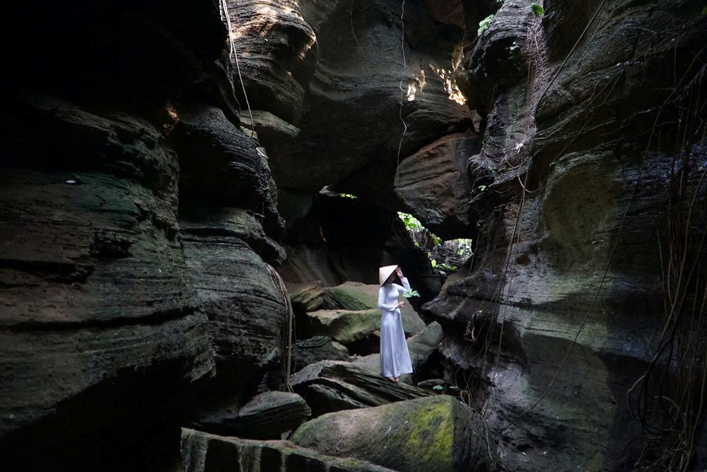 Về Thạnh Bình dạo làng cổ Lộc Yên, ngắm hang Dơi - ảnh 5