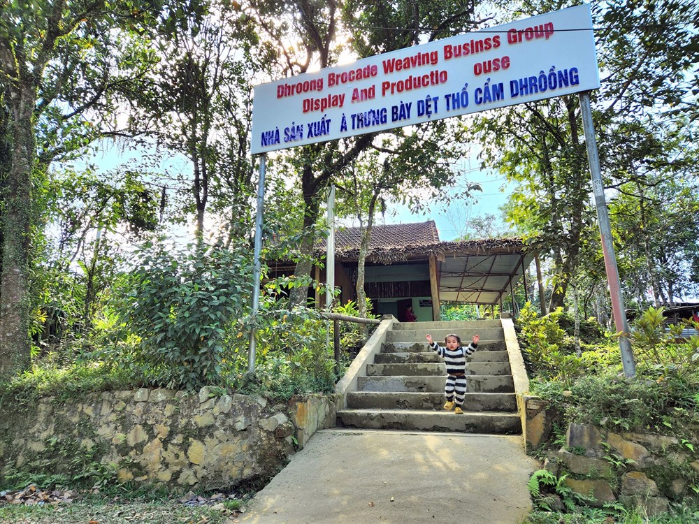 Trải nghiệm văn hóa Cơ Tu ở Đhrôồng - ảnh 1