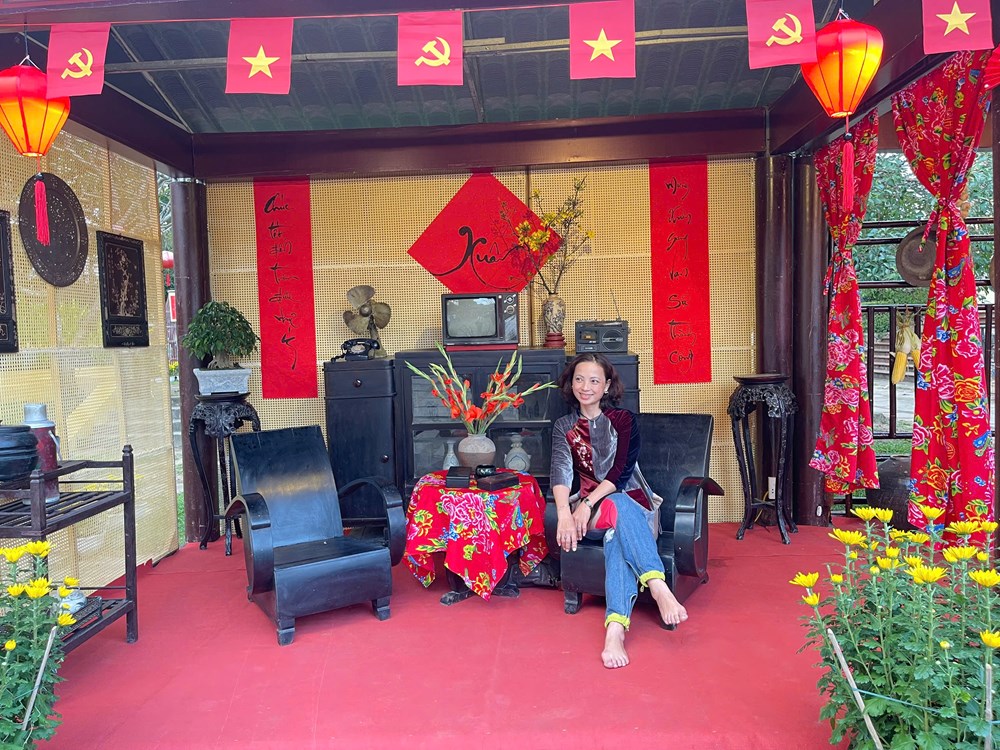 Du khách hào hứng trải nghiệm không gian Tết xưa ở Hội An - ảnh 12