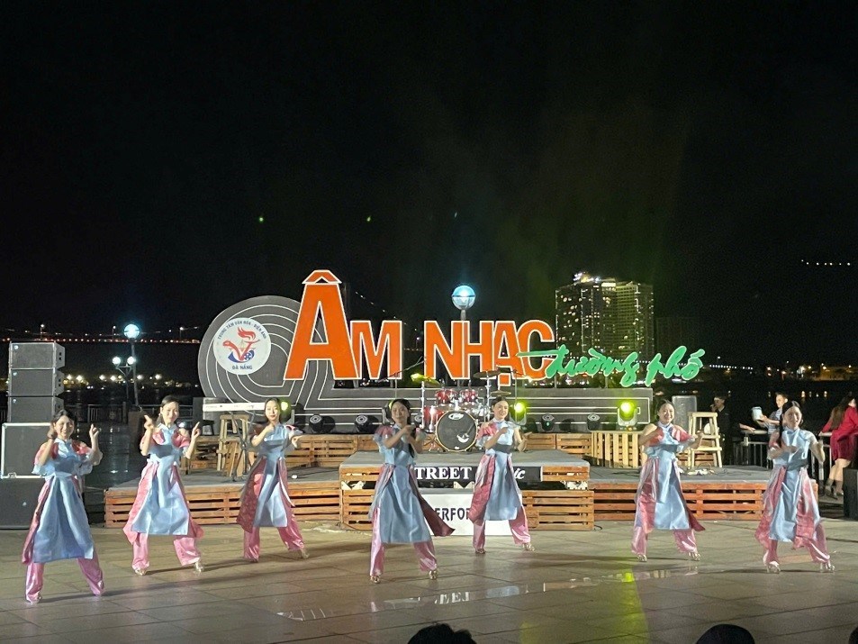 Các hoạt động văn hóa, văn nghệ đón Tết Bính Ngọ tại Đà Nẵng - ảnh 5