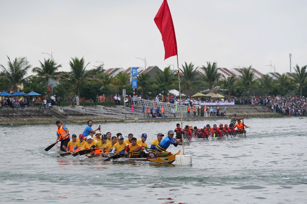 Sôi động  giải đua thuyền tranh cúp FVG  - ảnh 4