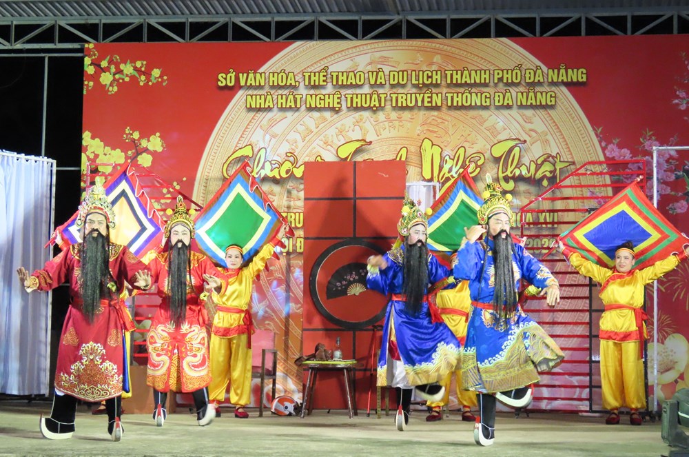 Nghệ thuật truyền thống tuyên truyền bầu cử - ảnh 2