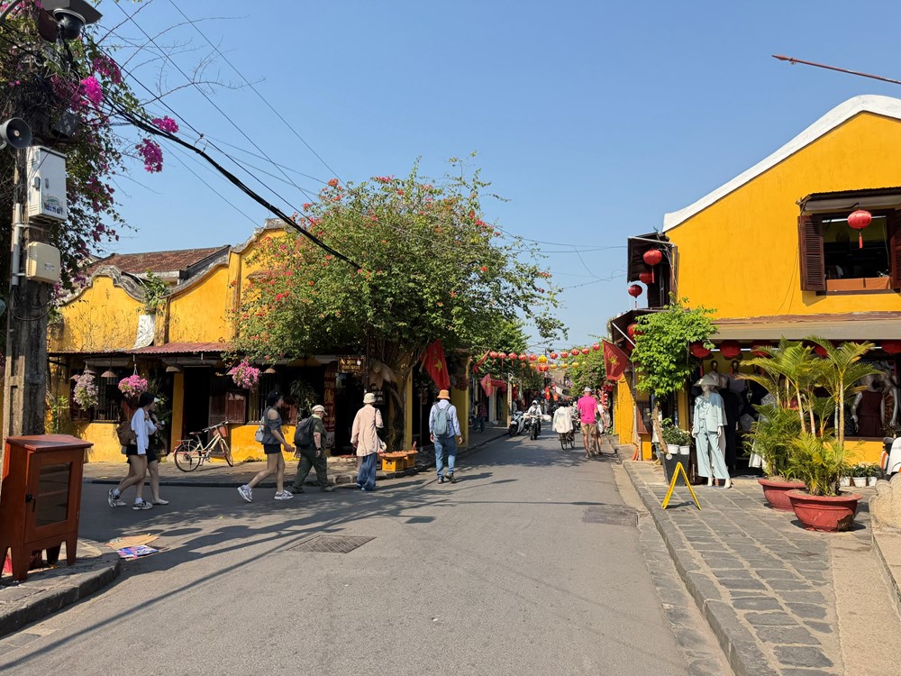 Hình ảnh Hội An những ngày đầu ra quân lập lại trật tự vỉa hè, mỹ quan đô thị - ảnh 13