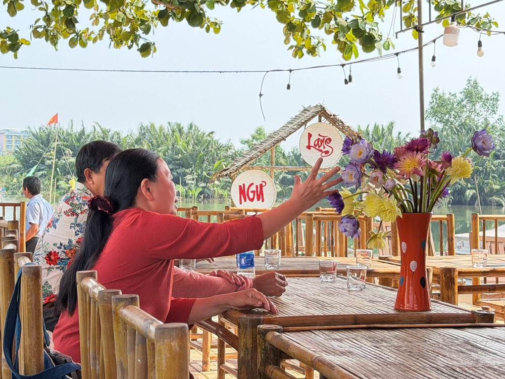 Khởi động dự án phụ nữ dẫn dắt sinh kế xanh từ cây hoa súng  - ảnh 3