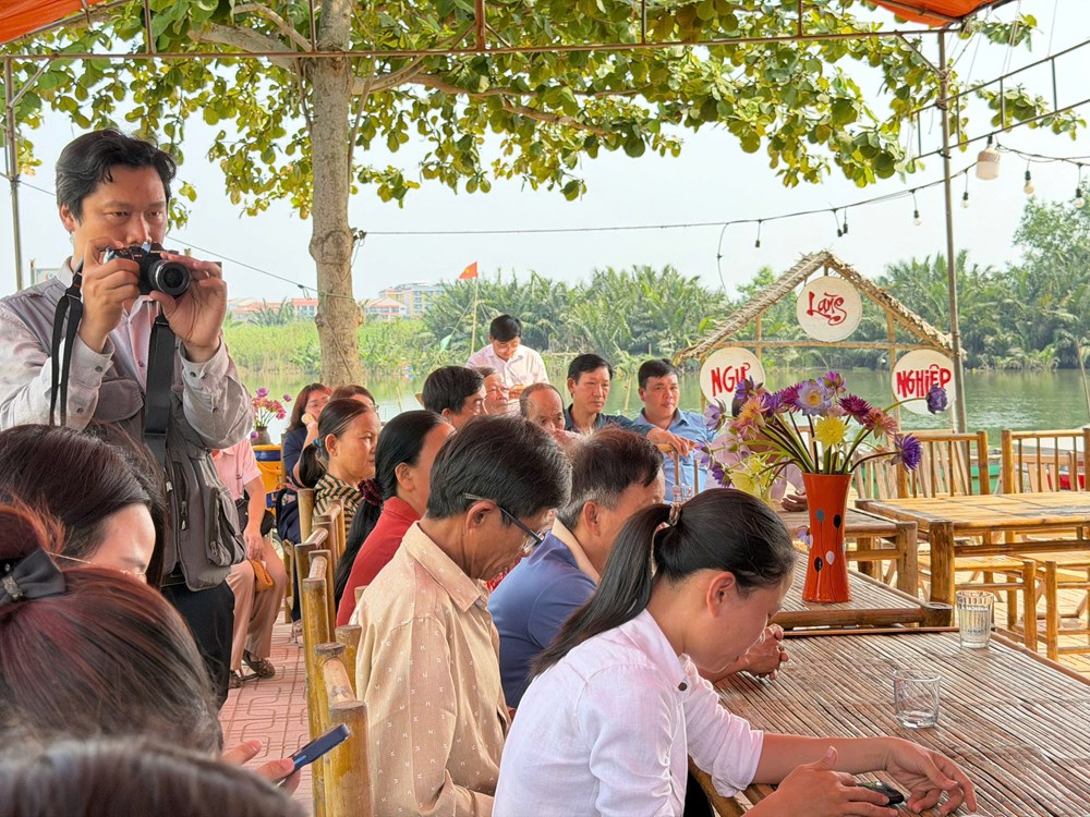 Khởi động dự án phụ nữ dẫn dắt sinh kế xanh từ cây hoa súng  - ảnh 5