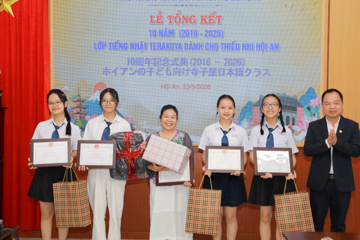 Tổng kết 10 năm lớp tiếng Nhật Terakoya dành cho thiếu nhi Hội An - ảnh 6