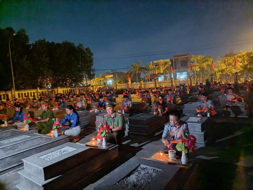 Chi đội Kiểm ngư số 3 tổ chức các hoạt động tri ân Ngày Thương binh - Liệt sĩ - ảnh 4