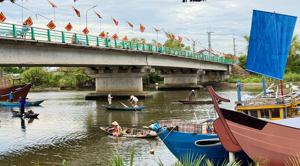 Khai hội sông Cổ Cò, đánh thức dòng chảy di sản - ảnh 4
