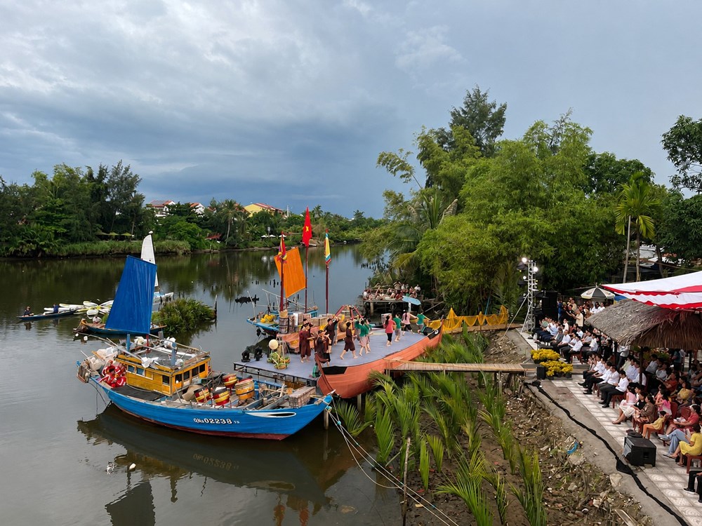 Khai hội sông Cổ Cò, đánh thức dòng chảy di sản - ảnh 2