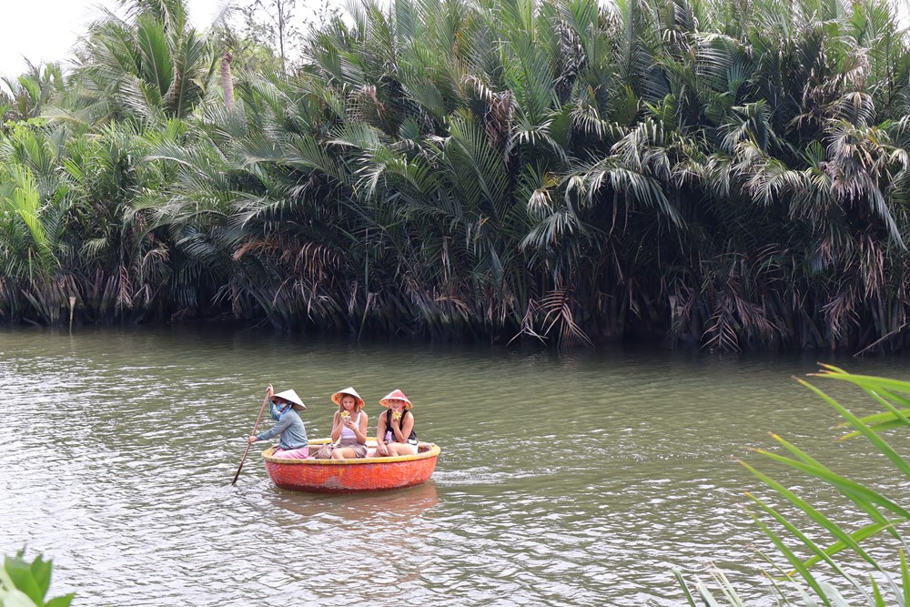 Thêm trải nghiệm mới ở rừng dừa Bảy Mẫu - ảnh 5