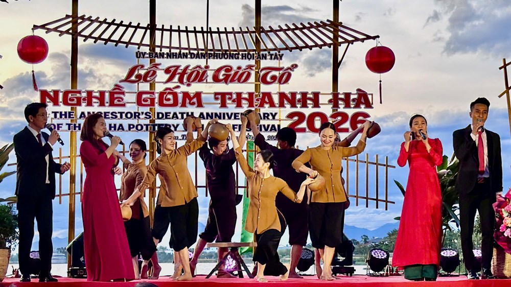 Làng gốm hơn 500 năm tuổi khai hội giỗ tổ nghề - ảnh 1