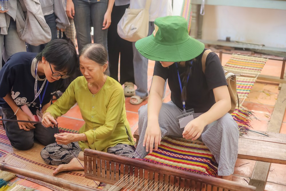 Có gì trong “lớp học” đưa làng nghề Hội An lên số? - ảnh 4