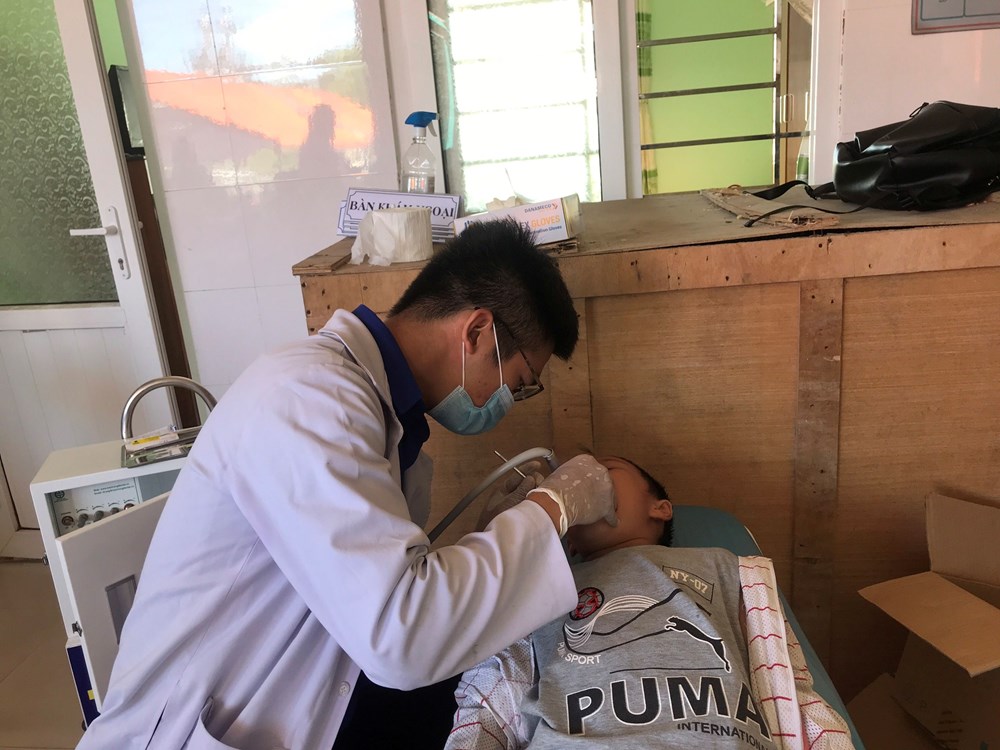 Đà Nẵng thu hút bác sĩ về tuyến cơ sở, miền núi, hải đảo - ảnh 2