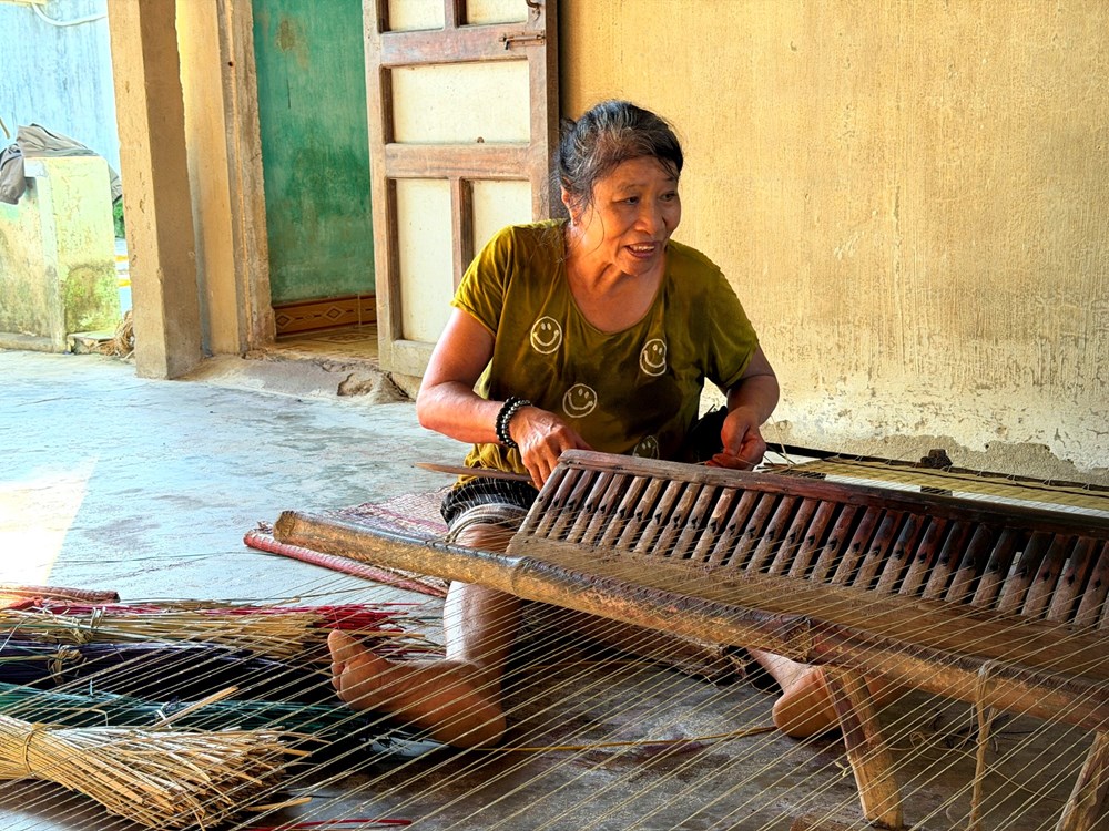 Từ đồng lác đến sắc chiếu Bàn Thạch - ảnh 9