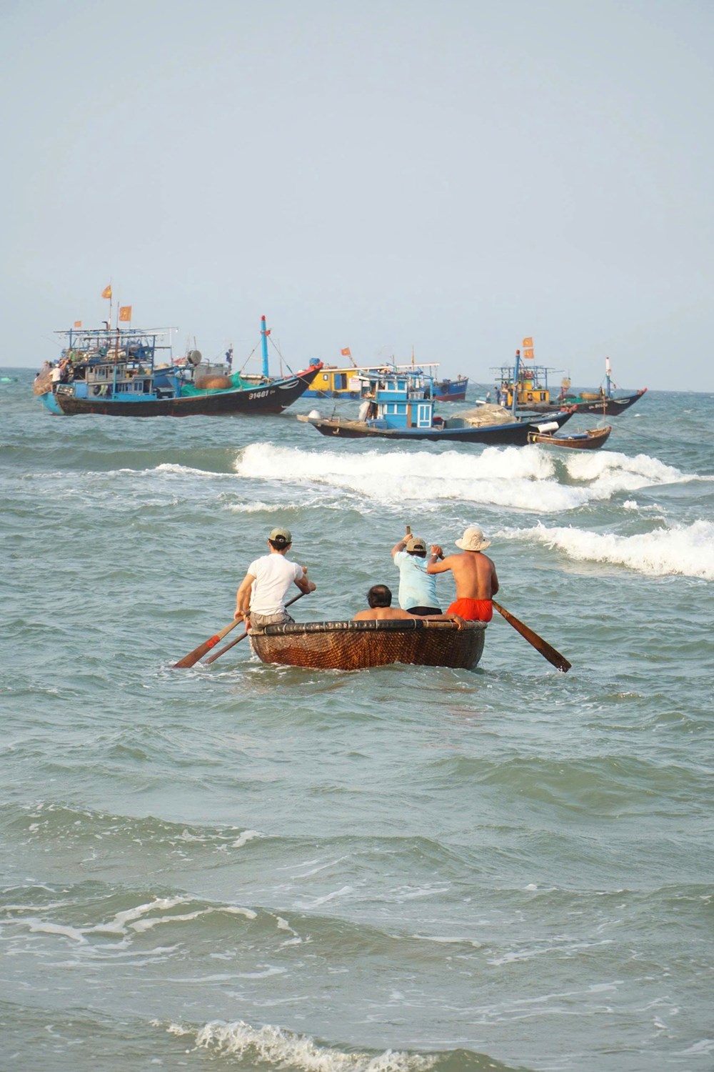 Phiên chợ “chạy” cùng bình minh - ảnh 4