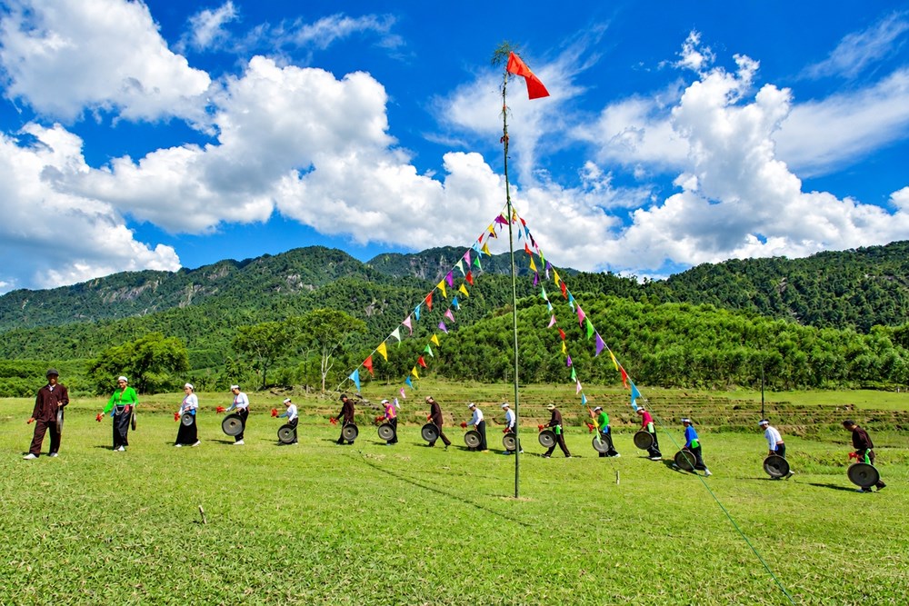 Xây dựng thôn nông thôn mới gắn với văn hóa, môi trường và chuyển đổi số - ảnh 2