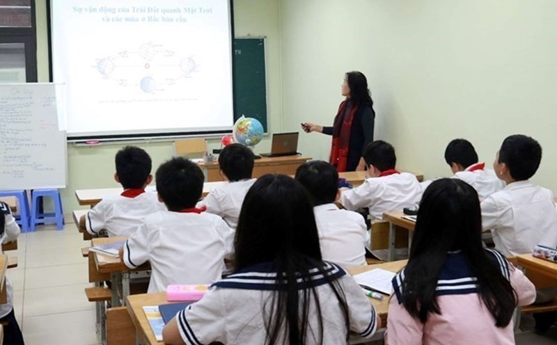 Quy định mới về dạy thêm năm 2026: Những trường hợp giáo viên tuyệt đối không được tự ý tổ chức lớp học có thu tiền - ảnh 1