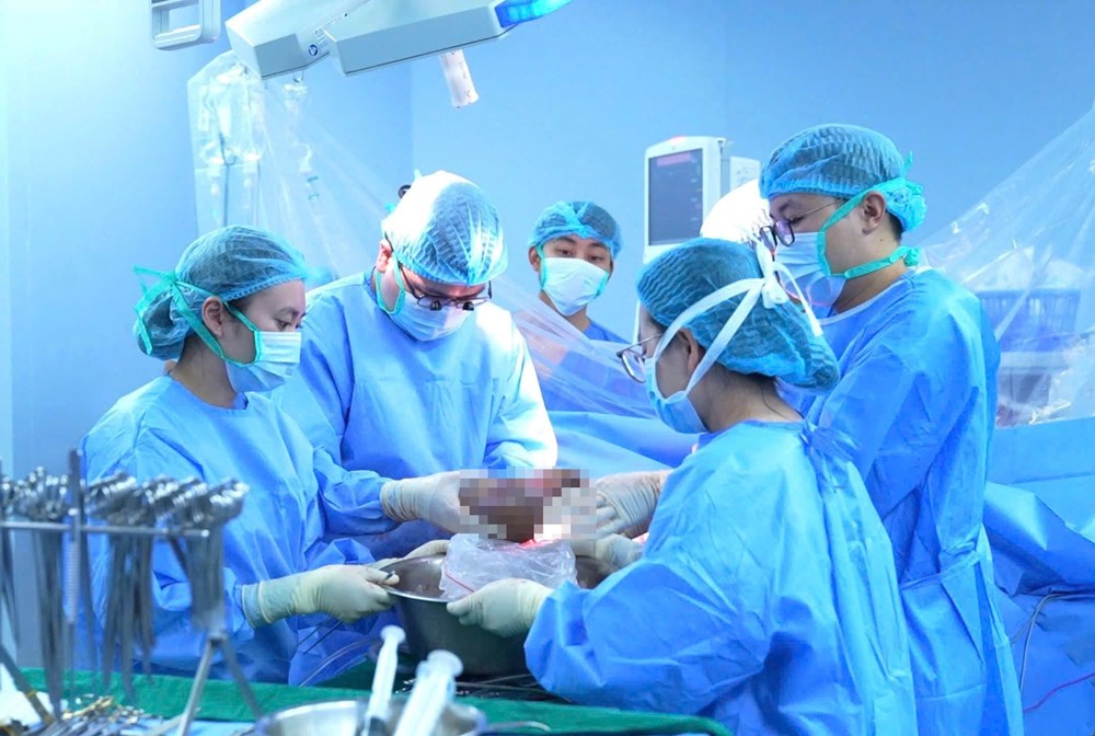 Nữ nhân viên y tế 46 tuổi hiến tạng sau chết não vì đột quỵ xuất huyết não: Đến giây phút cuối vẫn cứu sống nhiều người - ảnh 1