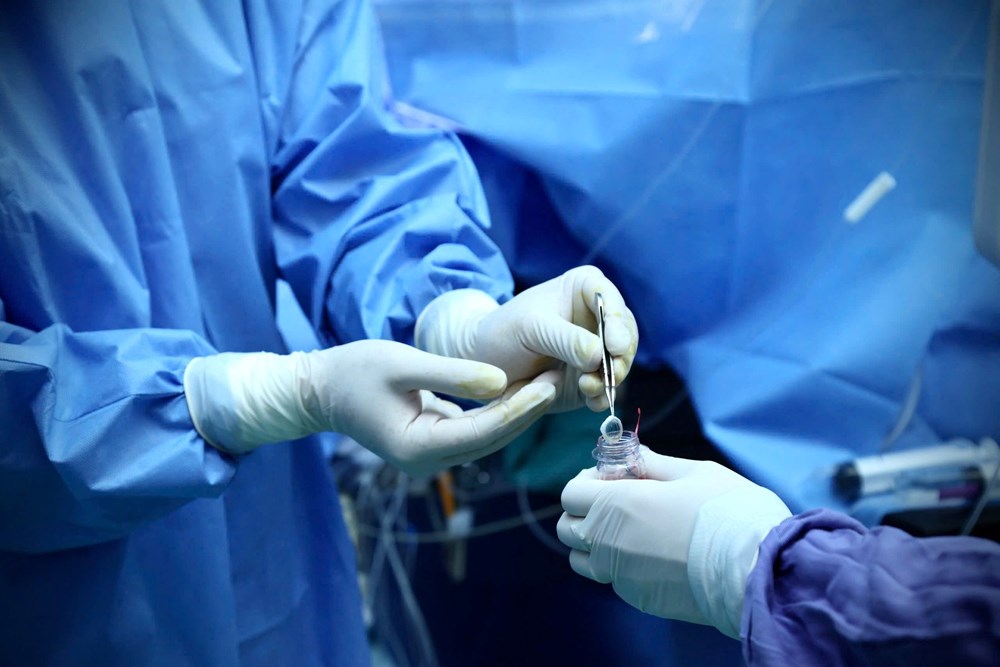 Nữ nhân viên y tế 46 tuổi hiến tạng sau chết não vì đột quỵ xuất huyết não: Đến giây phút cuối vẫn cứu sống nhiều người - ảnh 2