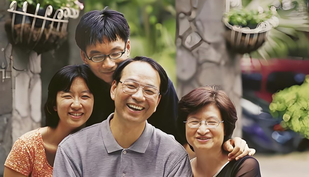 Qua nửa đời người mới thấm: Gia đình có yên ấm hay không, đôi khi lại do đứa “kém cỏi nhất” quyết định - ảnh 2