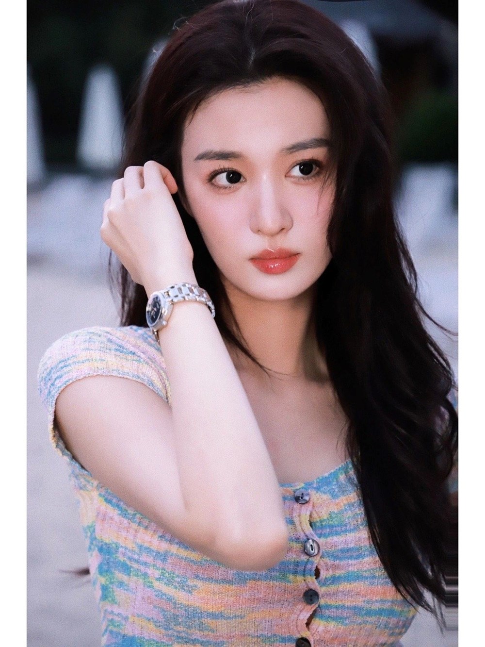 “Tiểu Lưu Diệc Phi” da trắng mịn không tì vết, mềm mọng collagen bất chấp thường xuyên trang điểm đậm nhờ mẹo phục hồi da vạn người nổi tiếng đều mê - ảnh 3