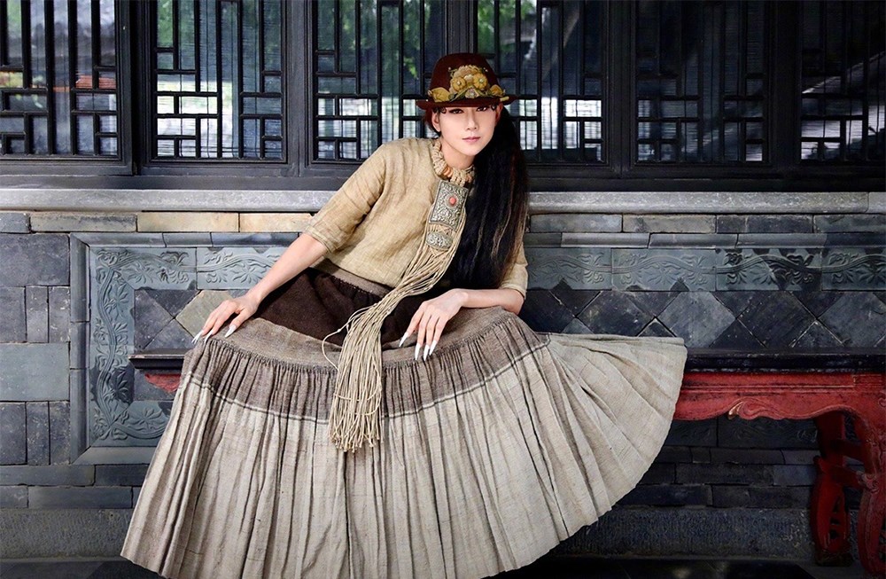 “Chim công làng múa” Dương Lệ Bình U70 trẻ đẹp như thiếu nữ: Bữa nào cũng ăn 1 loại quả “chống già” rất giàu collagen chợ Việt luôn sẵn - ảnh 3