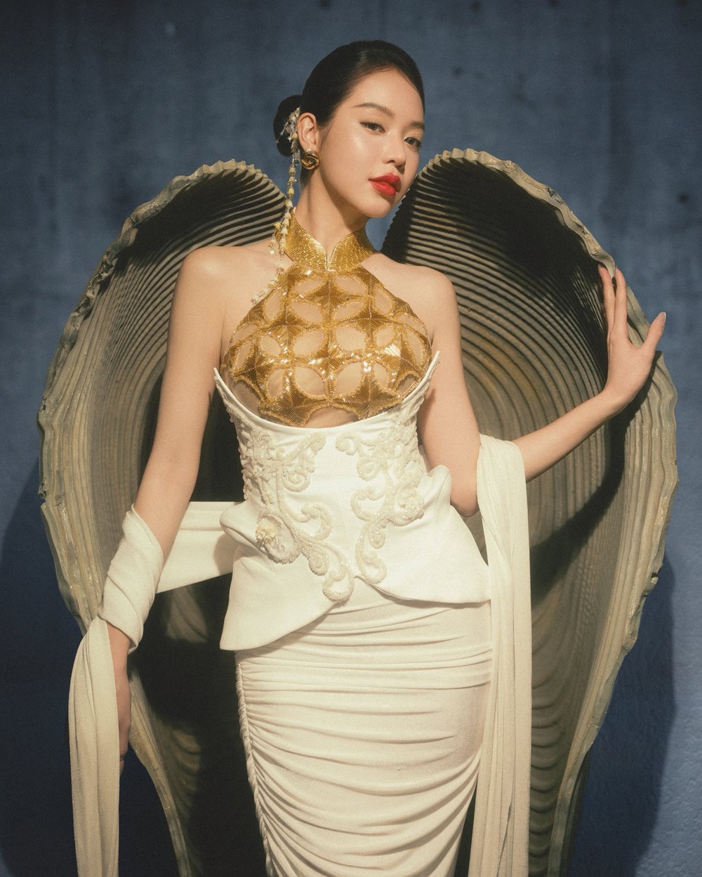 Nhìn lại Hoa hậu Thanh Thủy trong quá khứ phải công nhận: Quyết định thẩm mỹ ngày đó đúng là “cú lội ngược dòng” xuất sắc! - ảnh 12